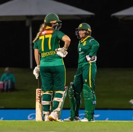 Kayla Reyneke's Last-Ball Six Secures Dramatic ODI Victory for South Africa