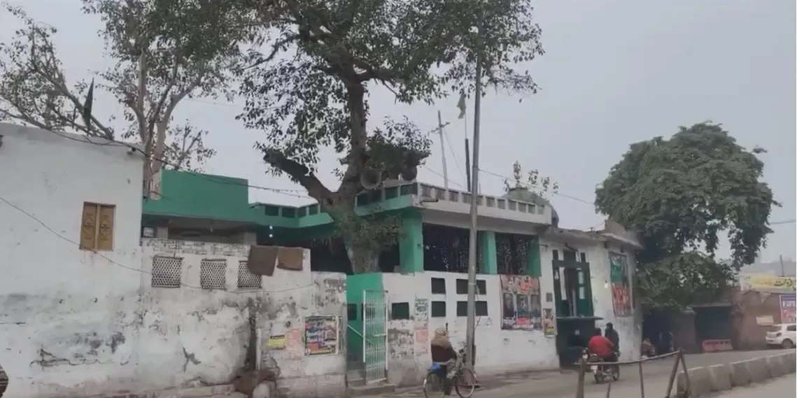 Is the Decay of Dera Tahli Sahib a Signal of Sikh Heritage Loss in Pakistan?