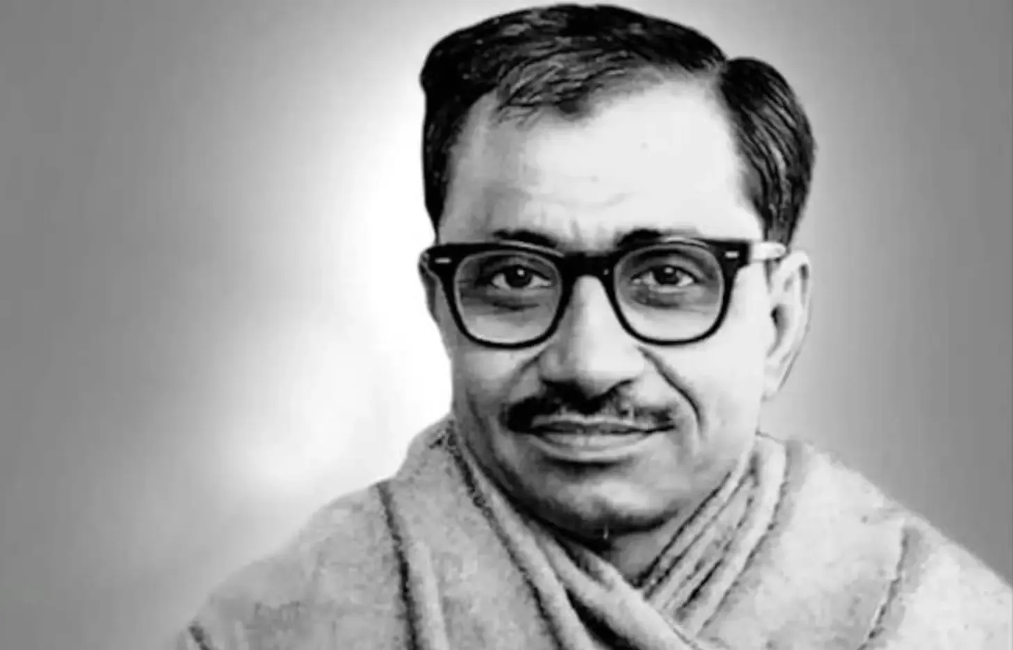 दीनदयाल उपाध्याय जयंती: उपराष्ट्रपति राधाकृष्णन ने किया नमन, अंत्योदय के आदर्शों को बताया राष्ट्र-निर्माण की प्रेरणा