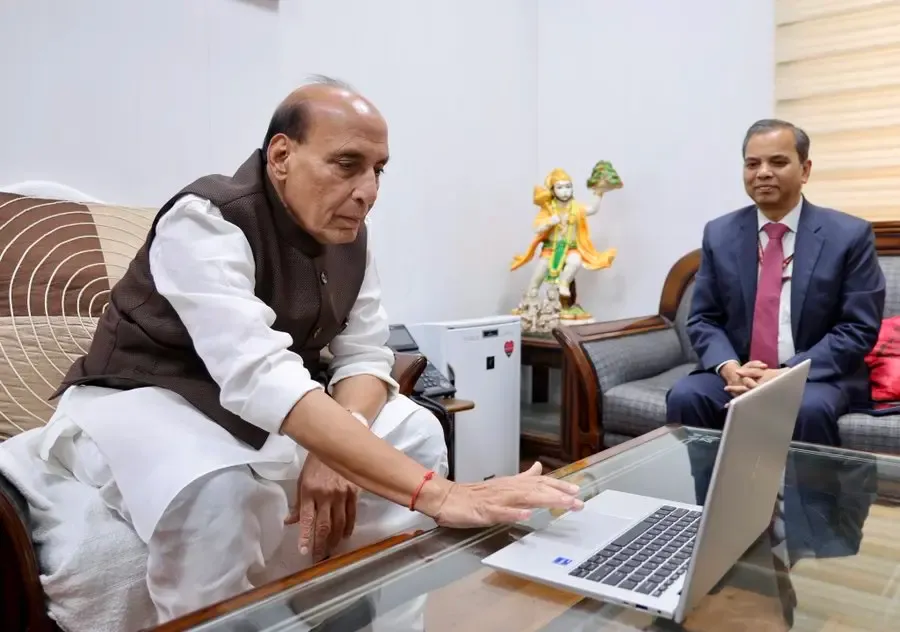 Defence Minister Rajnath Singh Advocates for Census 2027 Self-Enumeration