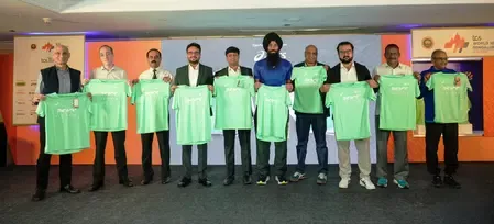 World 10K Bengaluru: Defending Champions Abhishek and Sanjivani Lead Over 35,000 Participants
