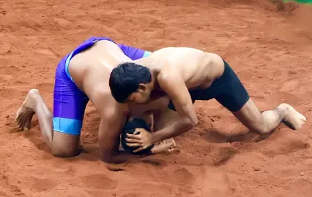 देहात के अखाड़ों से निकली कुश्ती, जिसने ओलंपिक के मैट तक छोड़ी अपनी छाप