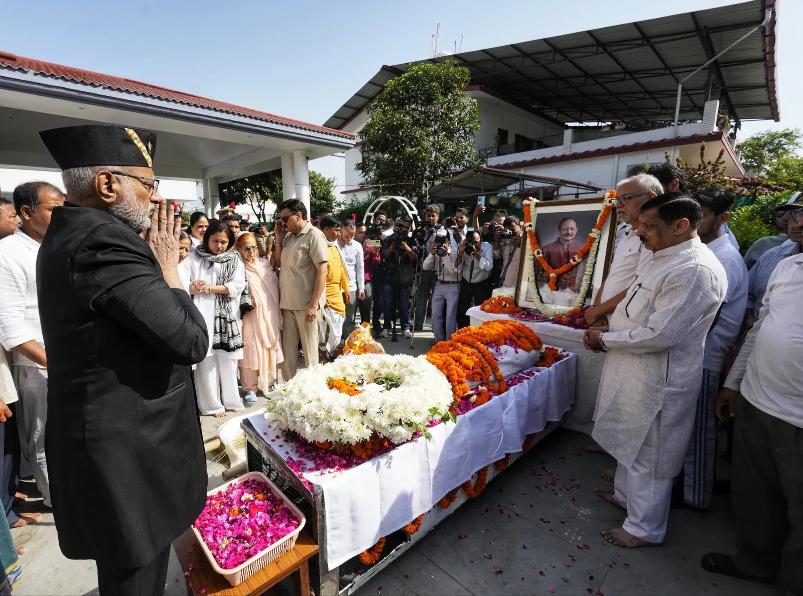 उपराष्ट्रपति सीपी राधाकृष्णन ने देहरादून में पूर्व सीएम खंडूरी को दी अंतिम श्रद्धांजलि