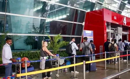 How Will Delhi Airport's Runway Closure Affect Scheduled Flights?