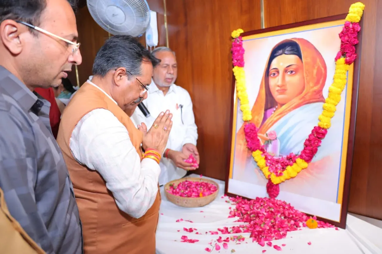 Delhi BJP honours Ahilyabai Holkar on death anniversary, pledges her values