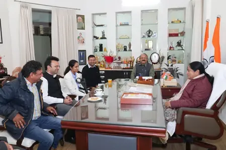 Did Delhi CM Rekha Gupta Announce Rs 1.5 Cr for Pratika Rawal After World Cup Win?