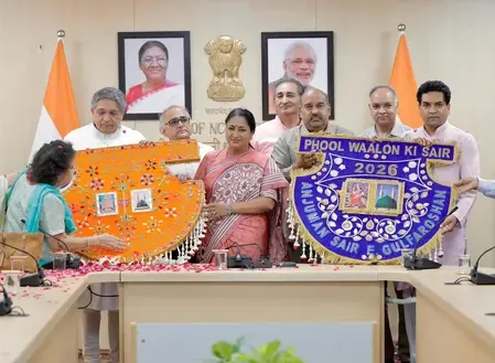Delhi Chief Minister Celebrated in Traditional ‘Phool Walon Ki Sair’ Festival