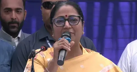 दिल्ली: सीएम के शालीमार बाग क्षेत्र को मिली हॉटलाइन मेंटेनेंस वैन, बिना बिजली सप्लाई रोके होगी तारों की मरम्मत