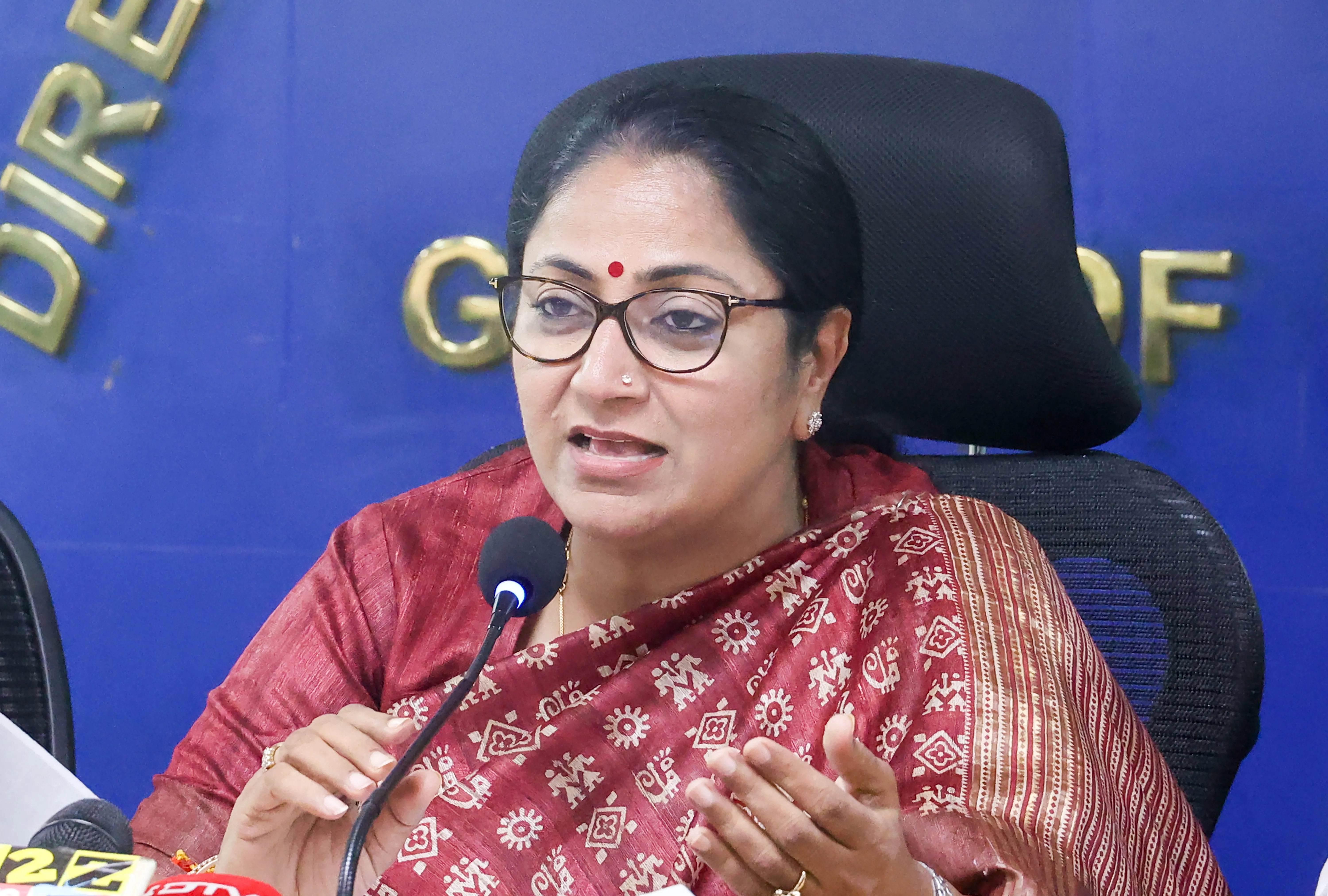 Has Delhi CM Streamlined Licensing for Businesses?