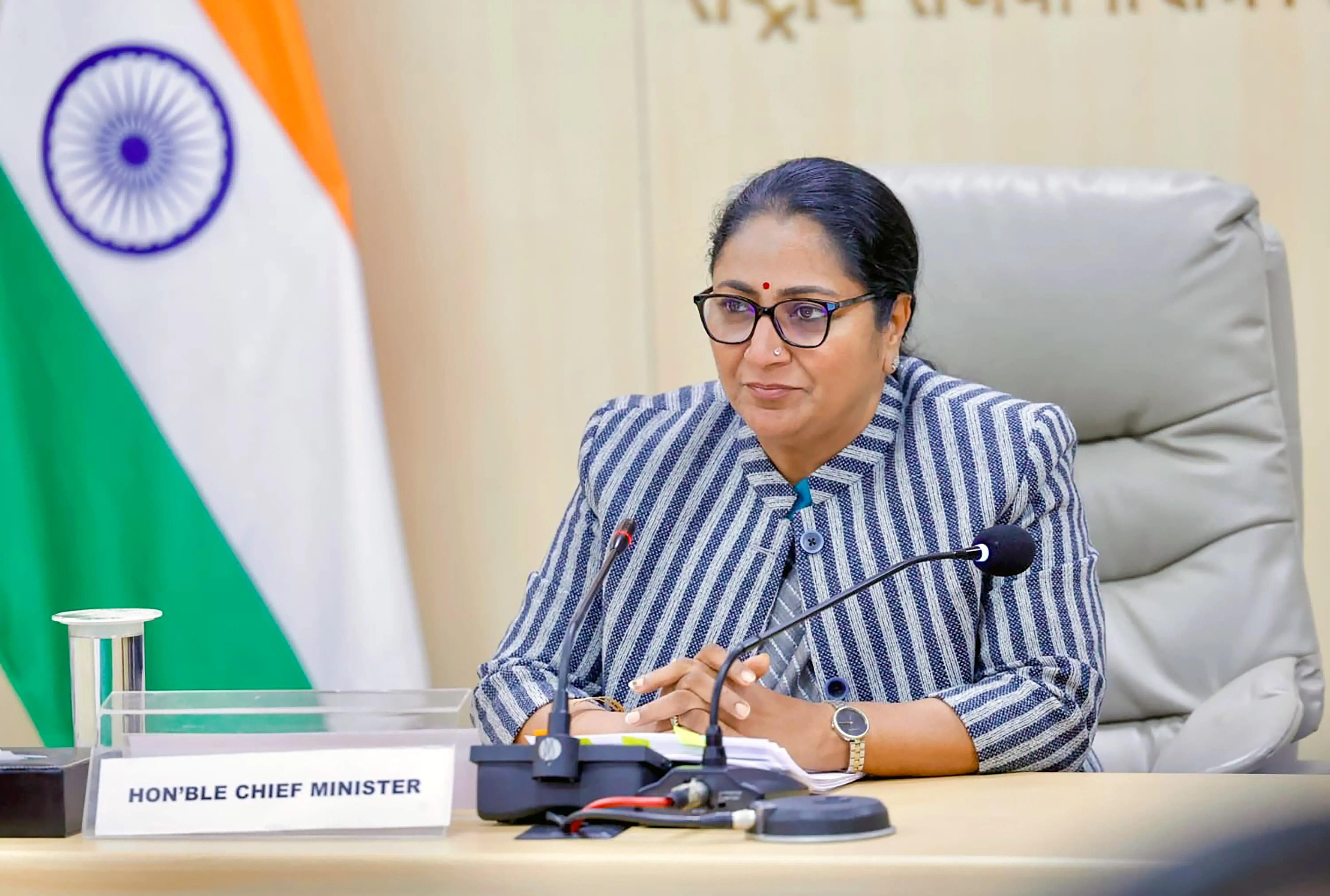 Delhi Chief Minister Rekha Gupta Endorses Free Bus Travel for Transgender Individuals