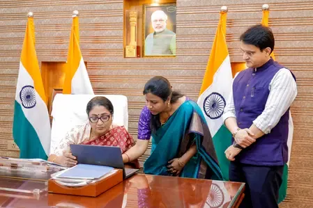 Delhi CM Rekha Gupta completes Census 2027 self-enumeration, urges residents to join