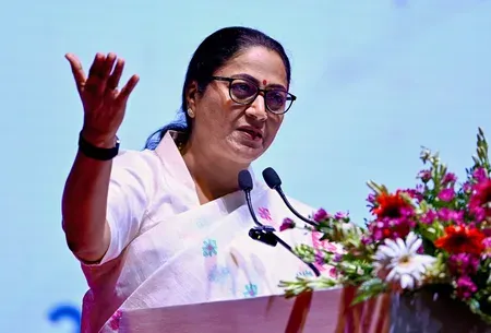 दिल्ली सीएम रेखा गुप्ता करेंगी विद्या वाहिनी योजना का शुभारंभ, 3,000 छात्राओं को मिलेंगी मुफ्त साइकिलें