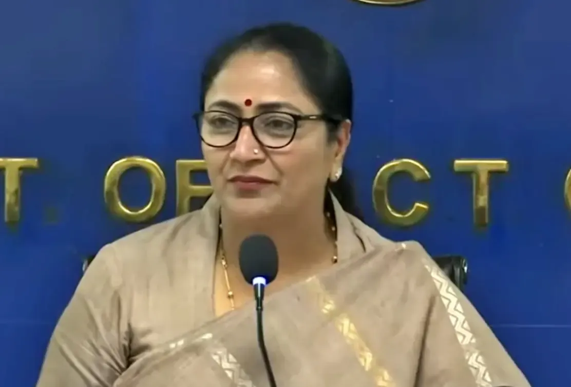 Is Delhi CM Rekha Gupta's 20-Day Cleanliness Drive the Change We Need?