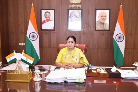 Delhi CM Rekha Gupta Reviews Heat Wave Action Plan 2026 at Thermal Hotspots
