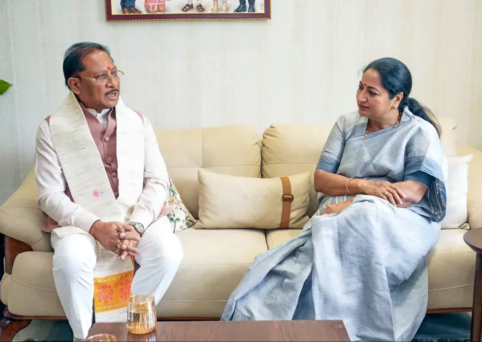 छत्तीसगढ़ CM विष्णु देव साय की दिल्ली CM रेखा गुप्ता से मुलाकात, सुशासन और राज्य समन्वय पर मंथन