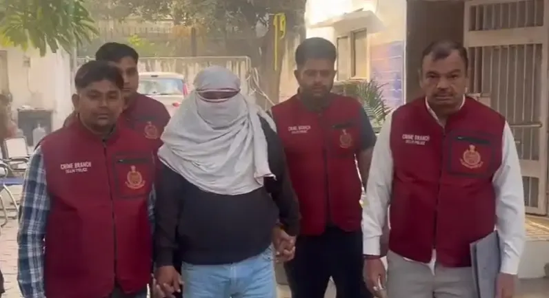 Did the Delhi Crime Branch Finally Capture a Fugitive Proclaimed Offender After 25 Years?