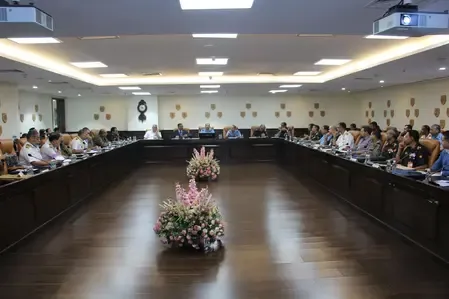 How does the Electro Magnetic Board in Delhi enhance jointness in electronic warfare?