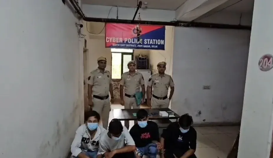 Delhi credit card fraud: Fake call centre busted, 6 arrested in ₹1.31 lakh case