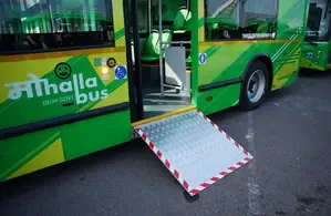 Delhi Government to Finalize AB-PMJAY MoU with Centre on April 10; Mohalla Buses Launching from April 1