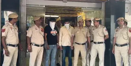 दिल्ली: कारोबारी से काला जठेड़ी गैंग के नाम पर रंगदारी मांगने वाले दो आरोपी गिरफ्तार