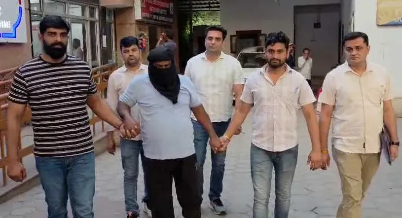 दिल्ली के बवाना में गांजा सप्लाई मॉड्यूल का भंडाफोड़: 90.225 किलो बरामद, एक गिरफ्तार