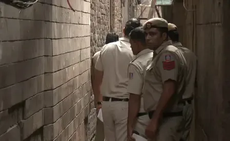 क्या दिल्ली के चांदनी महल में संपत्ति विवाद के चलते फायरिंग हुई?