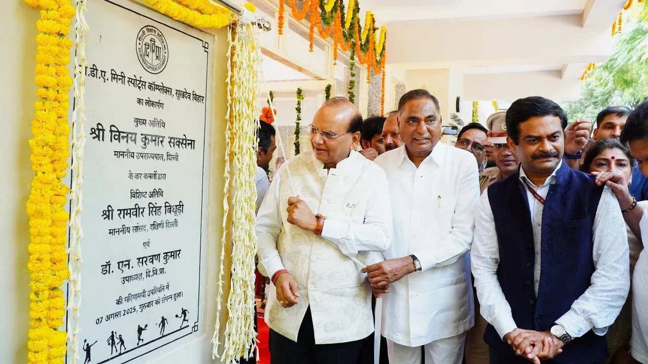 What Did Delhi L-G Inaugurate in Sukhdev Vihar?