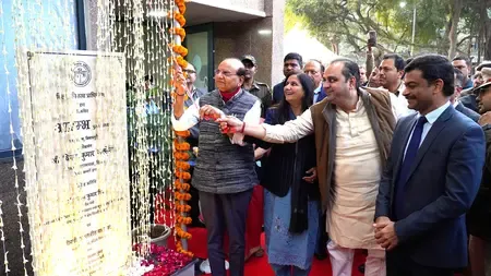 Did Delhi L-G V.K. Saxena Inaugurate the 5th Aarambh Library in Vikaspuri and Unveil Fountains in Dwarka?
