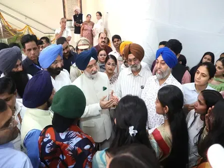 Delhi L-G T.S. Sandhu lauds Mata Sundri College at Annual Day 2025