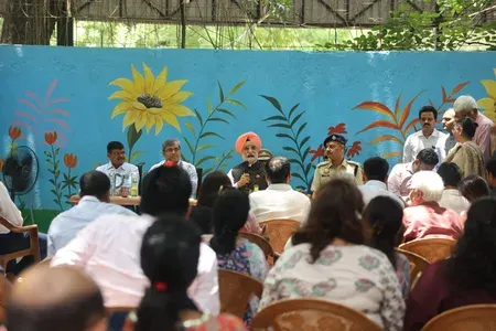 Delhi L-G TS Sandhu visits Navjeevan Vihar, lauds zero-waste colony model