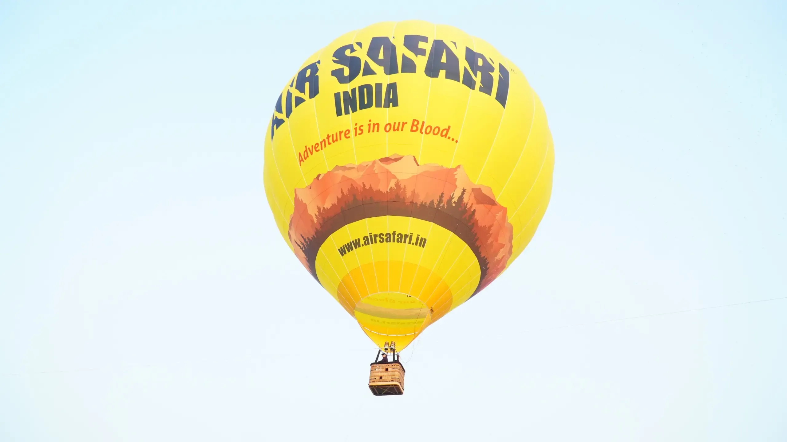 Did Delhi L-G Witness the DDA's Hot Air Balloon Trial on the Banks of Yamuna?