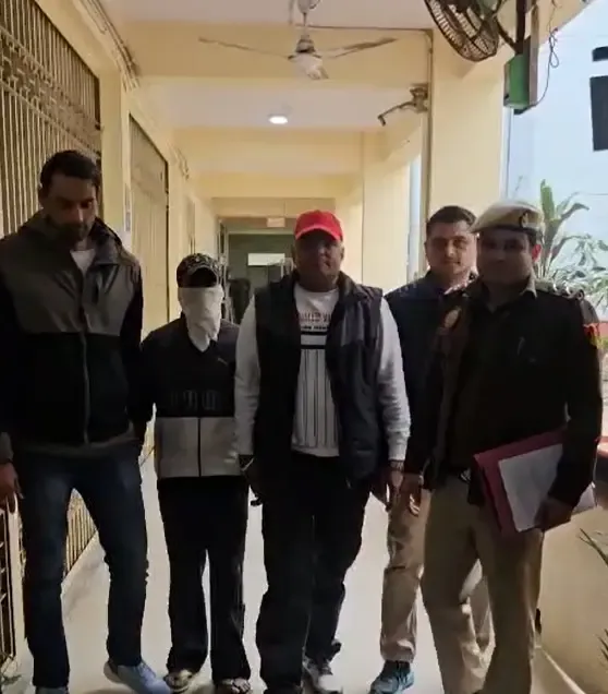 क्या दिल्ली में लूट और चाकूबाजी के मामले में आरोपी गिरफ्तार हुआ?