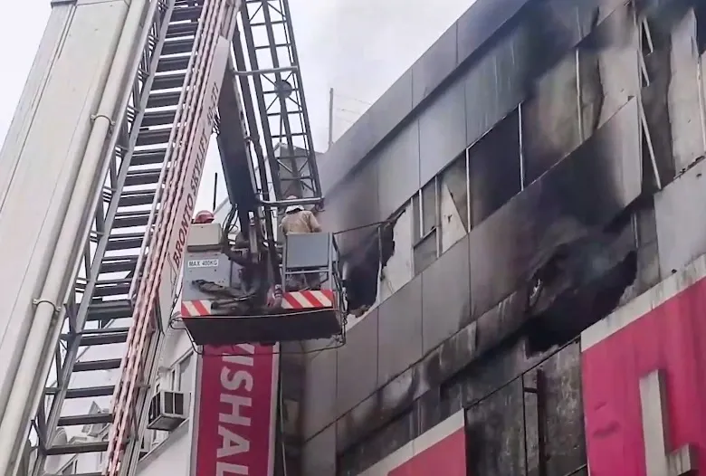 What Happened in Delhi? Massive Fire at Vishal Mega Mart Claims Two Lives