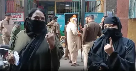 दिल्ली एमसीडी की 12 सीटों पर उपचुनाव: भाजपा-'आप' में कड़ी टक्कर, नेताओं ने अपनी-अपनी जीत के दावे किए