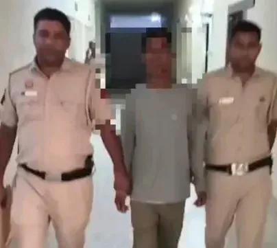 दिल्ली: गीता कॉलोनी पुलिस ने 24 घंटे में चोर को दबोचा, ₹52,000 नकद और बैग बरामद