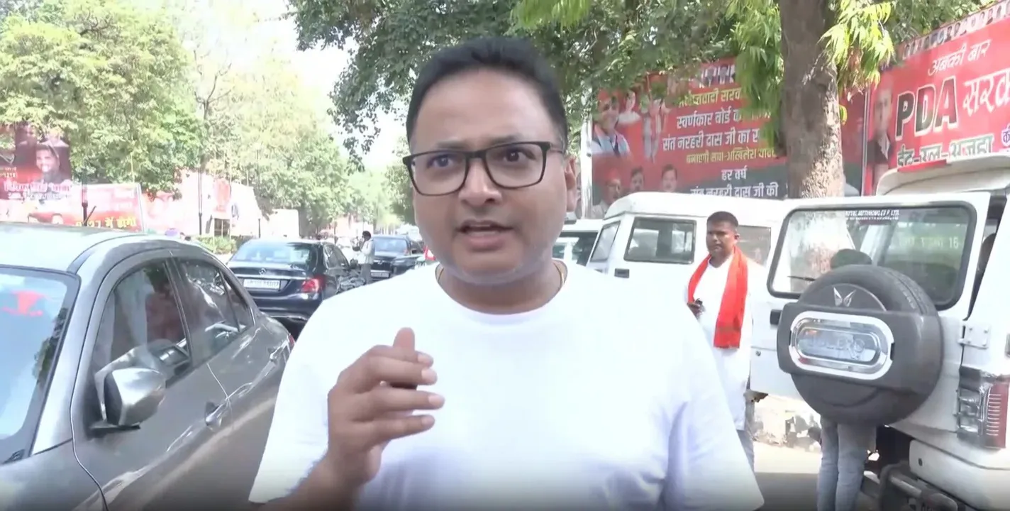 बकरीद गाइडलाइन पर सपा का BJP पर निशाना: 'धर्मगुरुओं से संवाद करे सरकार, संग्राम नहीं समाधान चाहिए'