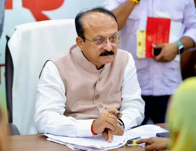 दिल्ली के 923 कोचिंग सेंटरों पर सुरक्षा जांच अभियान, मंत्री आशीष सूद ने दिए सख्त निर्देश