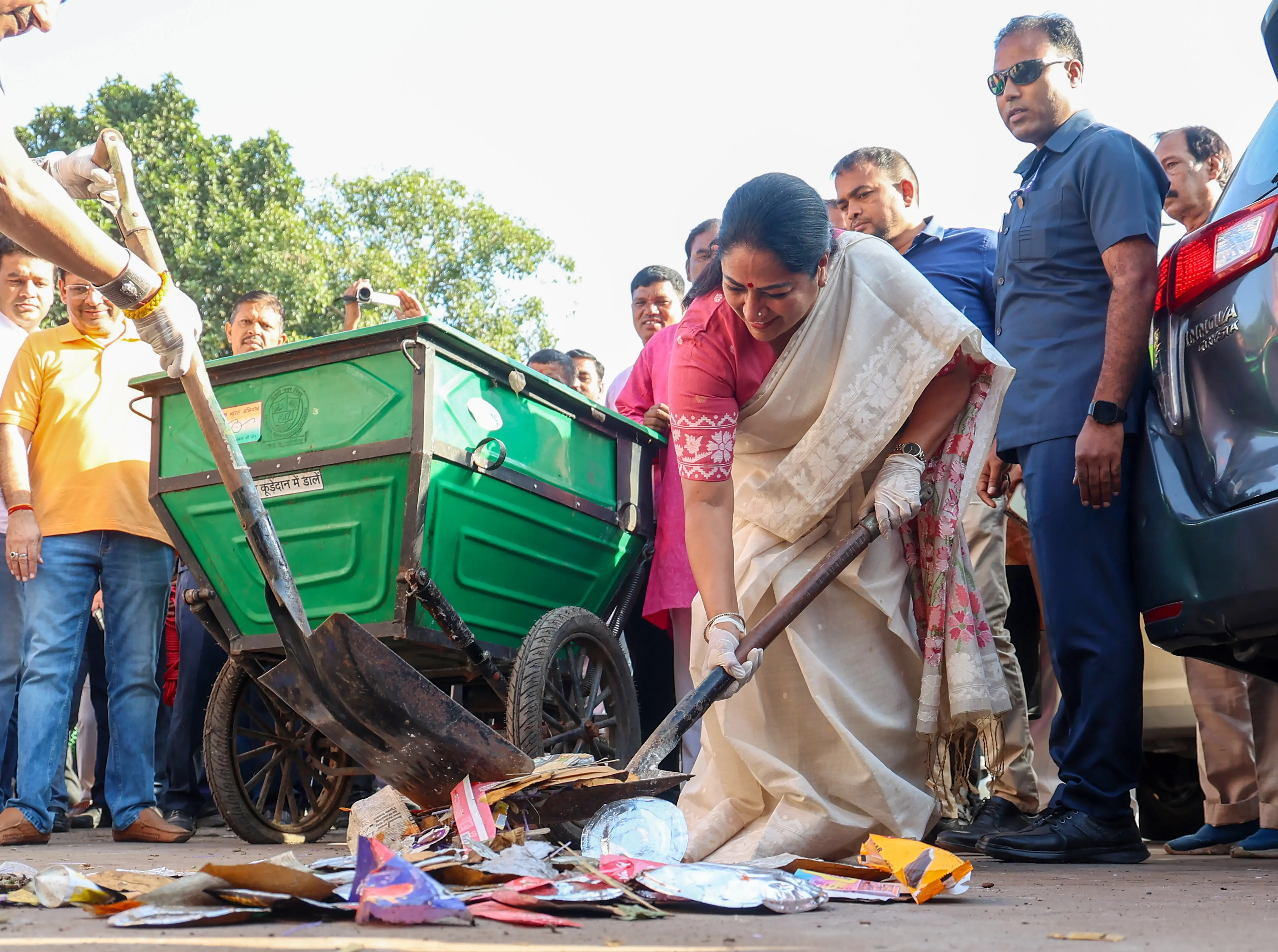 क्या स्वच्छता को अपनी आदत में शामिल कर दिल्ली को स्वच्छ और सुंदर बनाया जा सकता है?