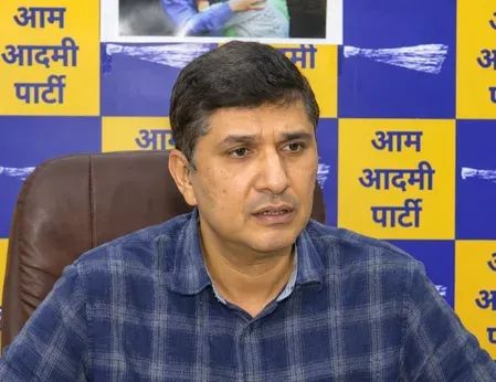 दिल्ली जल संकट: 'आप' का आरोप — 30-40% इलाके प्रभावित, BJP सरकार ने PMO को भेजी झूठी रिपोर्ट