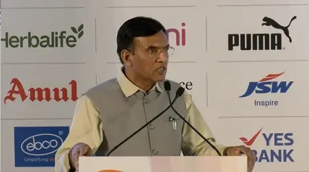 दिल्ली में सम्मानित पेरिस ओलंपिक मेडलिस्ट, खेल मंत्री ने खिलाड़ियों के साथ कोच की भूमिका को सराहा