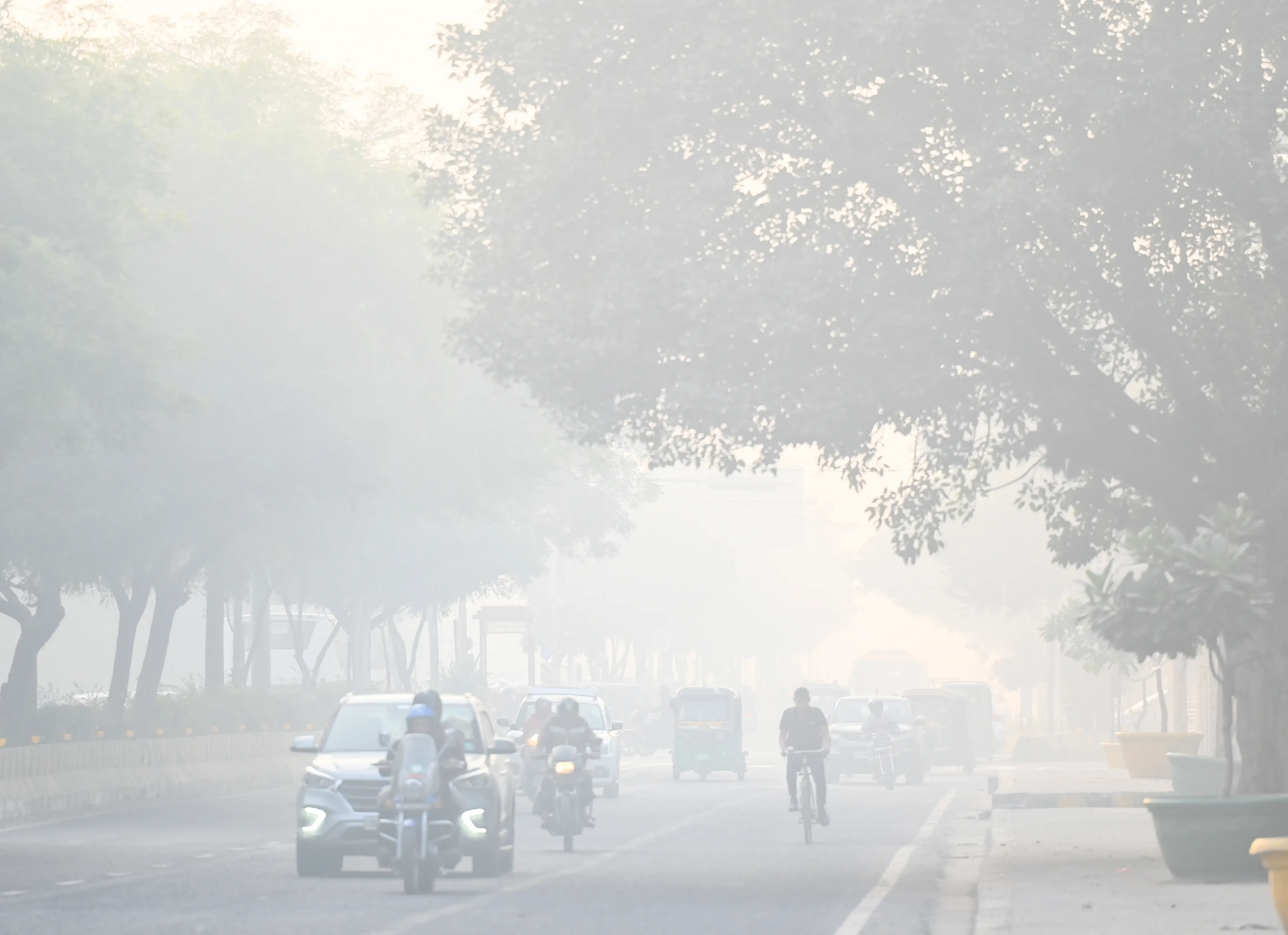 क्या दिल्ली-एनसीआर में प्रदूषण ने गंभीर स्थिति को छू लिया है?