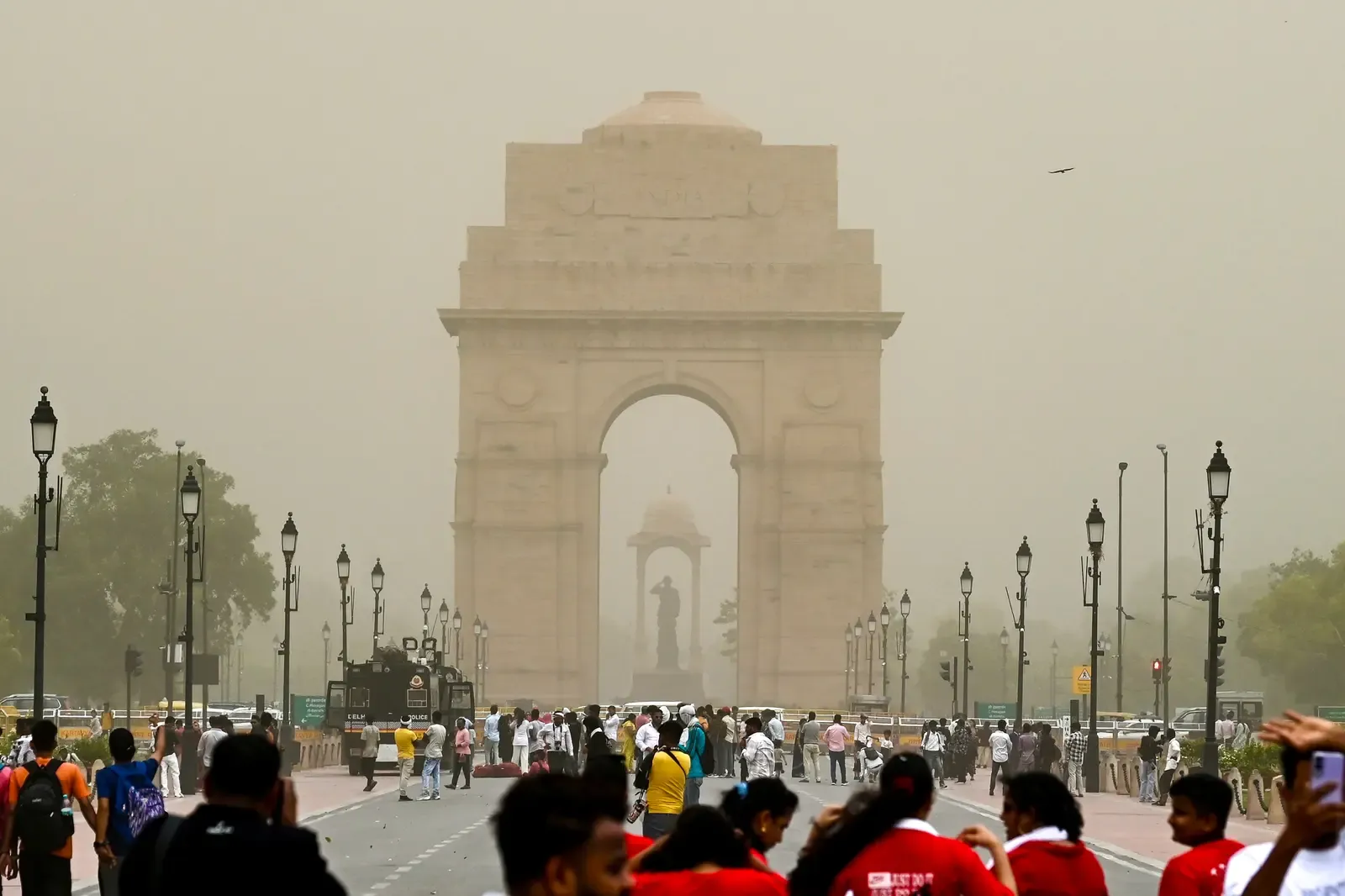 दिल्ली-एनसीआर में 9 अक्टूबर से तापमान गिरा, 10 तारीख से 32°C; प्रदूषण का खतरा भी बढ़ा