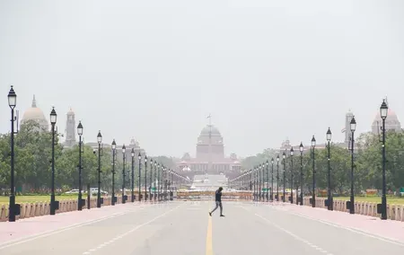 दिल्ली-एनसीआर में बदला मौसम का मिजाज, तापमान गिरने से मिलेगी राहत