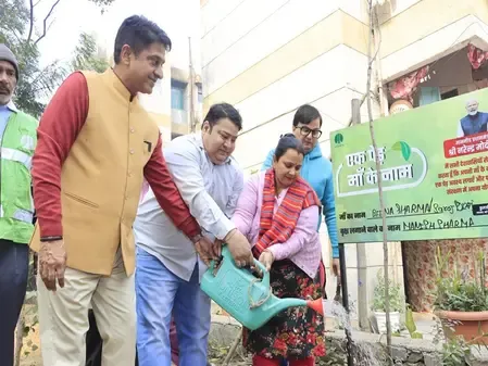 What Inspired NDMC VC Kuljeet Singh Chahal to Lead the 'Ek Ped Maa Ke Naam' Drive in Laxmibai Nagar?