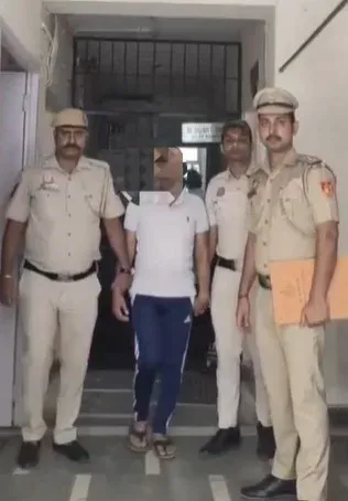 Delhi Police arrests ADM imposter in ₹60 lakh govt job and land scam
