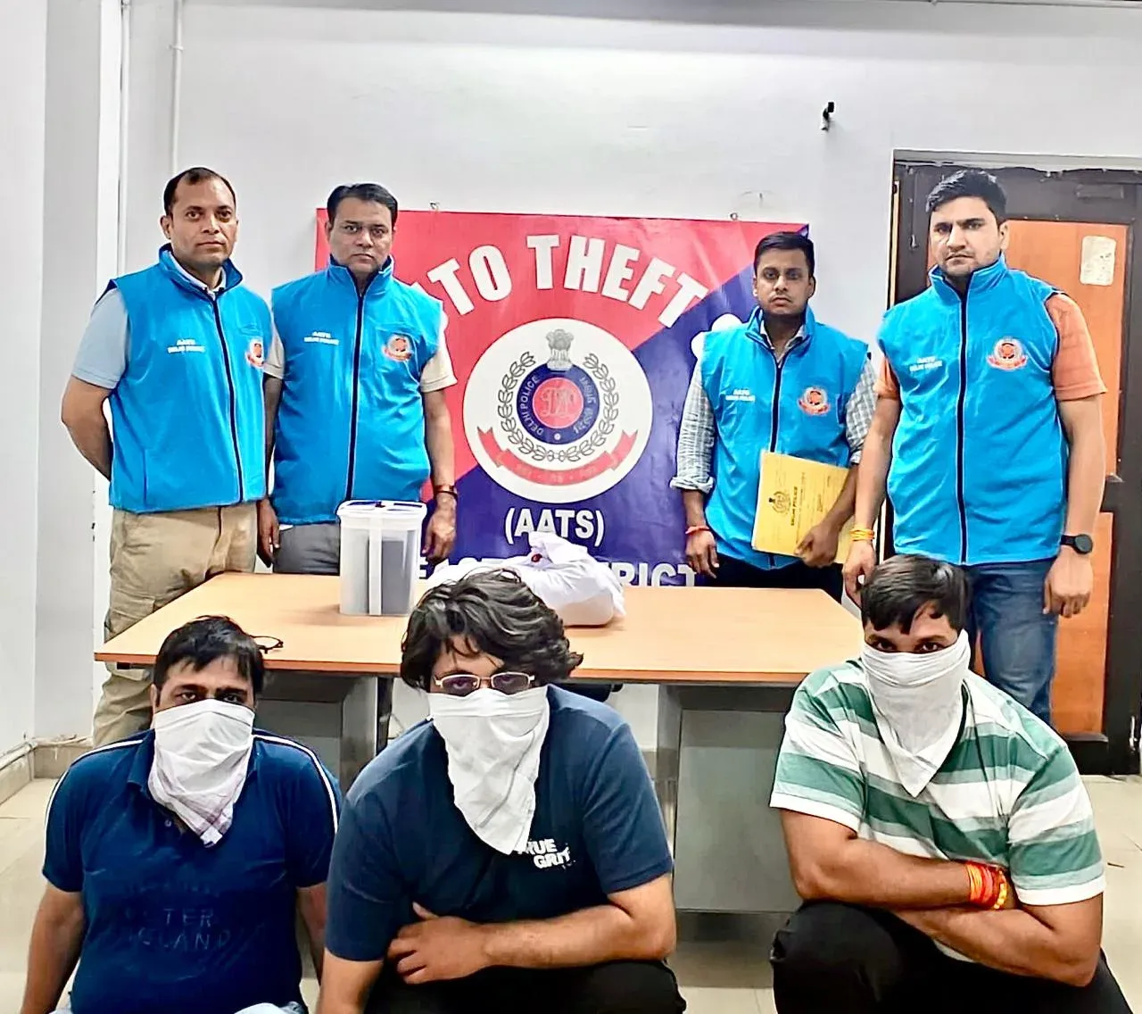 Delhi Police bust IPL betting racket in Madhu Vihar; 3 arrested
