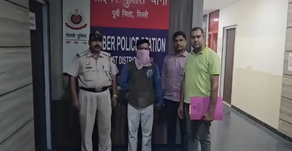 Delhi Police bust scholarship fraud targeting Tamil Nadu residents; 54,000 contacts recovered
