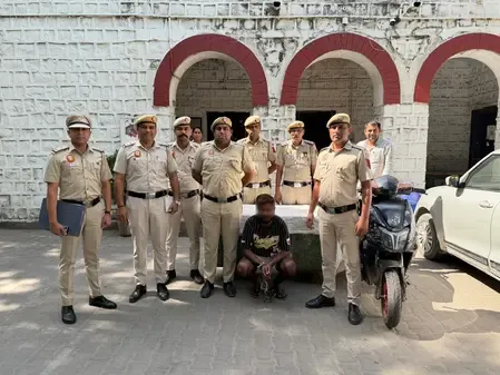 Delhi Police Successfully Dismantle 'Thak-Thak' Gang, One Arrested and Stolen Valuables Recovered
