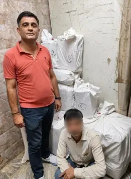 Delhi Police STF seizes 78,800 illicit foreign cigarettes in Khari Baoli raid