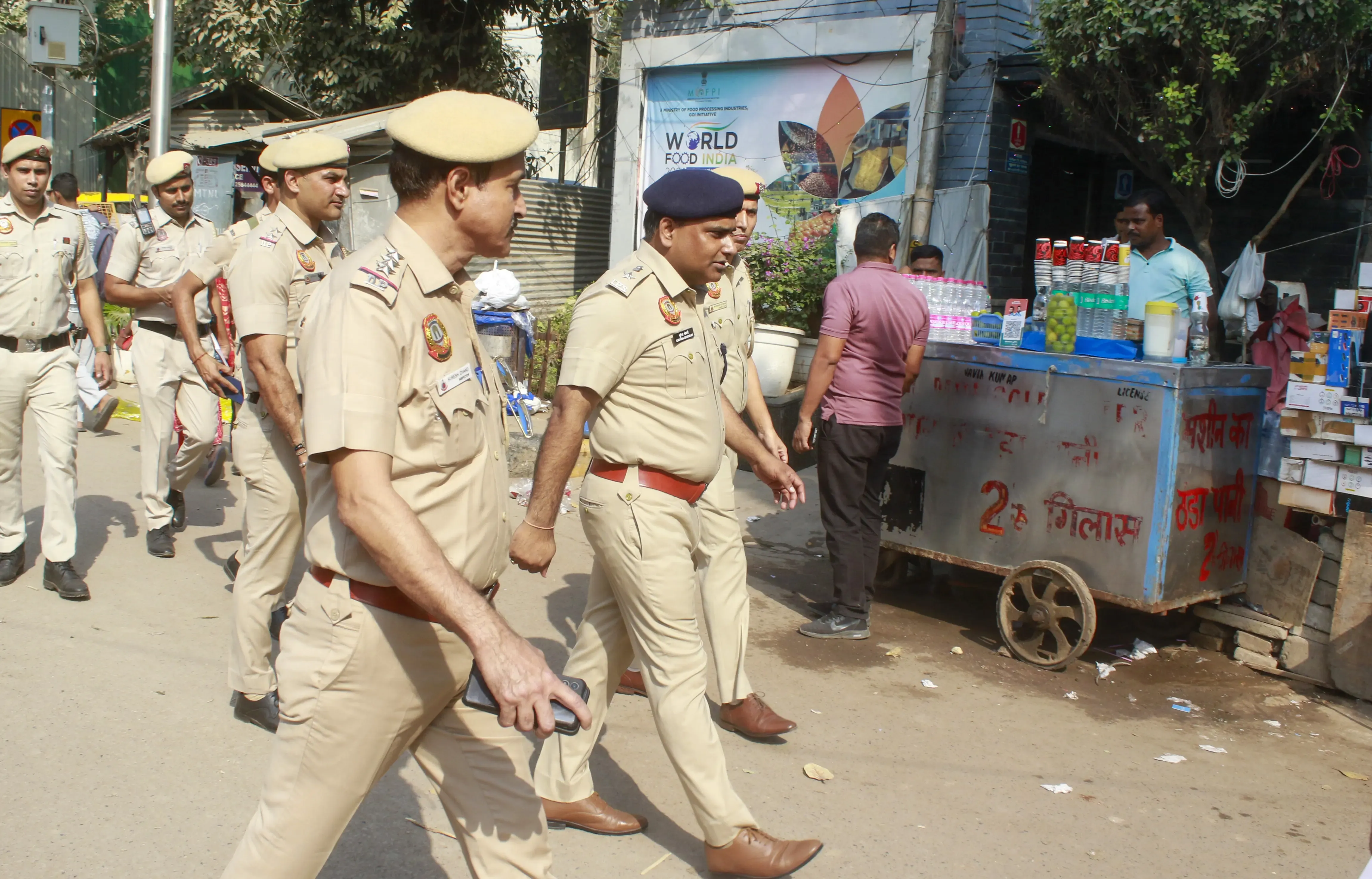 Delhi Police Expels Eight Unauthorized Bangladeshi Immigrants